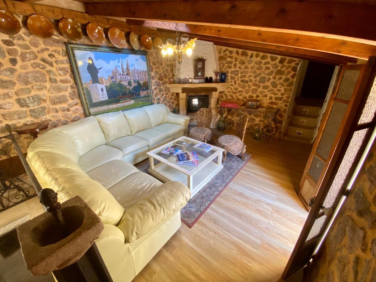 Finca Ses Fontanelles Андратс Екстериор снимка