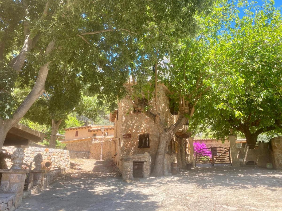 Finca Ses Fontanelles Андратс Екстериор снимка